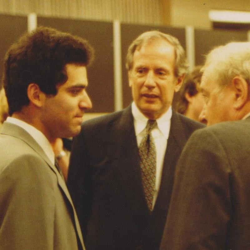 Garry Kasparov in Hamburg in 1985